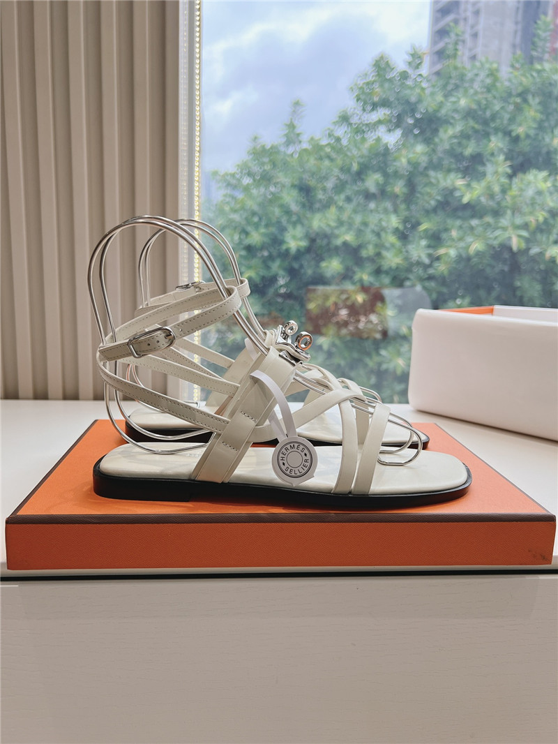 H**me5 june sandals white