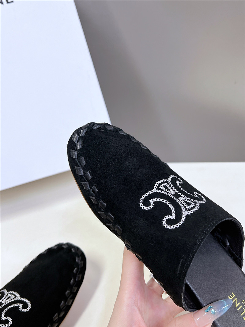 Ce1i*e marlou triomphe mule in black suede