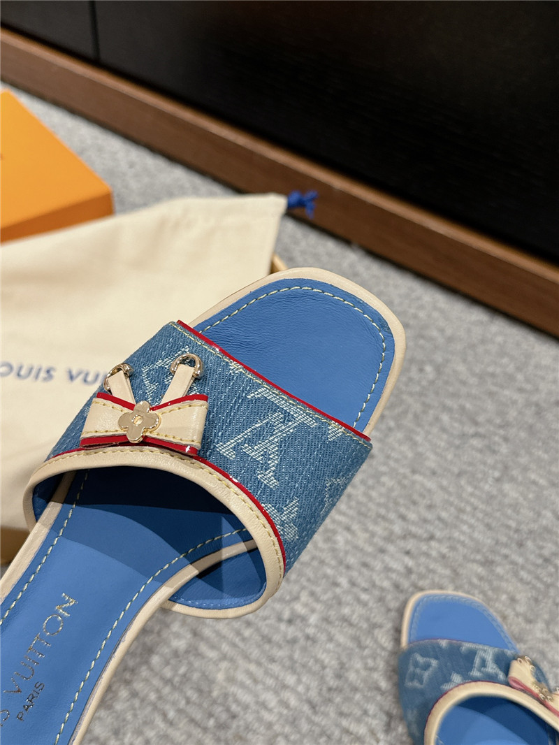 l0vis Vvtt0n denim blue multicolor monogram kitten heels