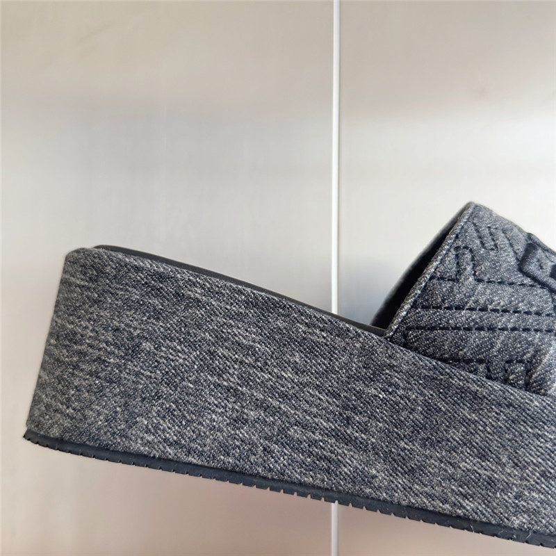 F**di sunshine gray platform sandals