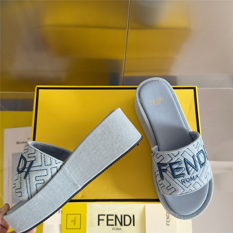 F**di sunshine black platform sandals