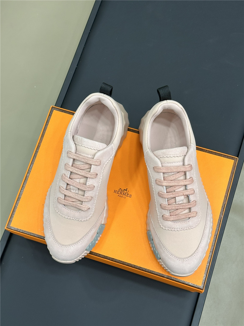 H**me5 bouncing sneaker women