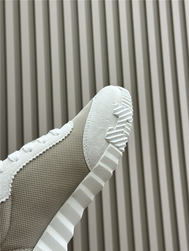 H**me5 bouncing sneaker women gray