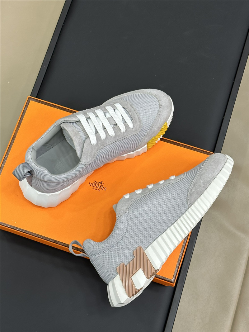 H**me5 women?¡¥s white & gray bouncing sneakers