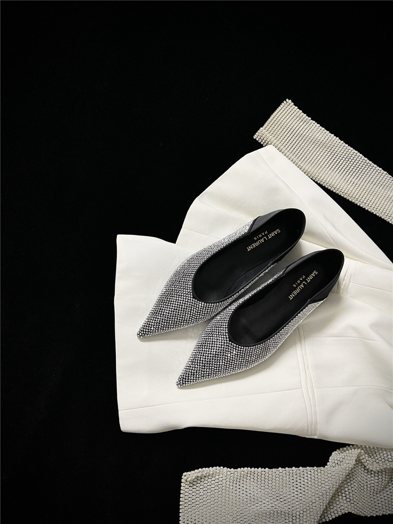 Sa1nt Lau*nt silver nour slippers
