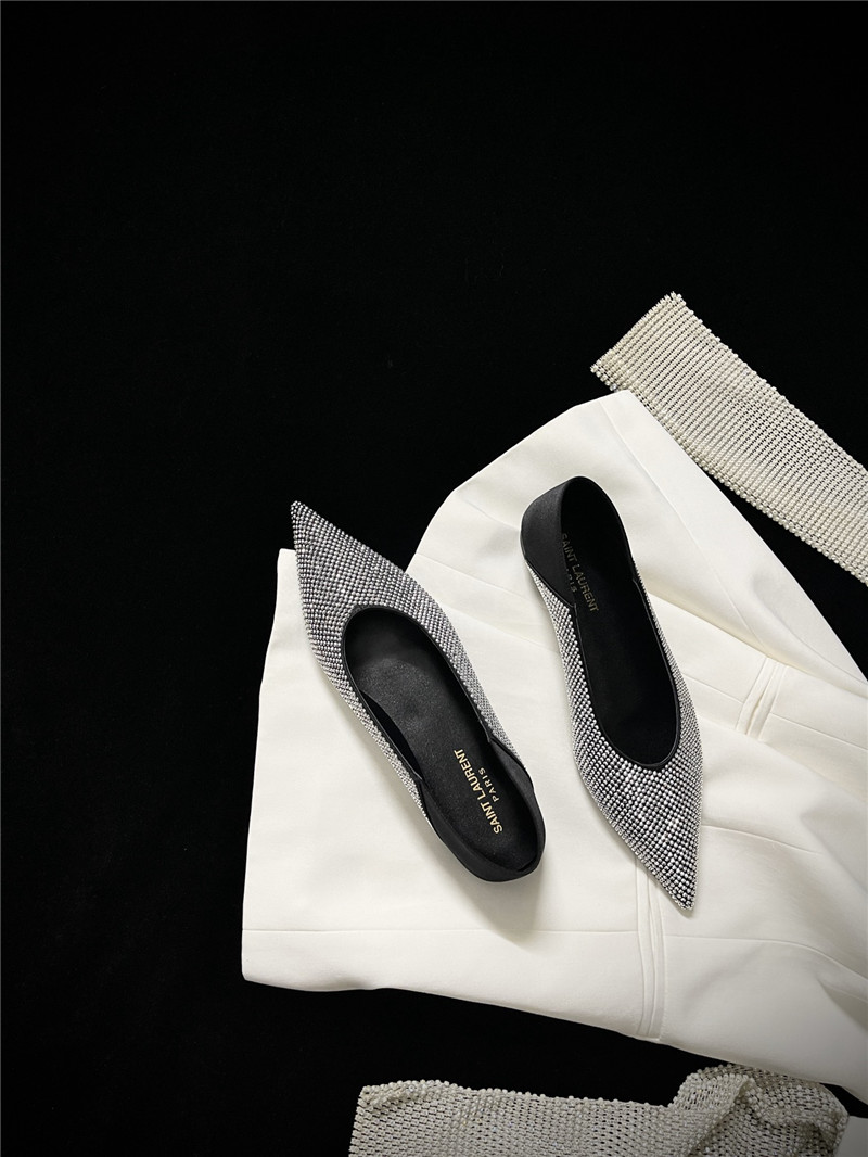 Sa1nt Lau*nt silver nour slippers