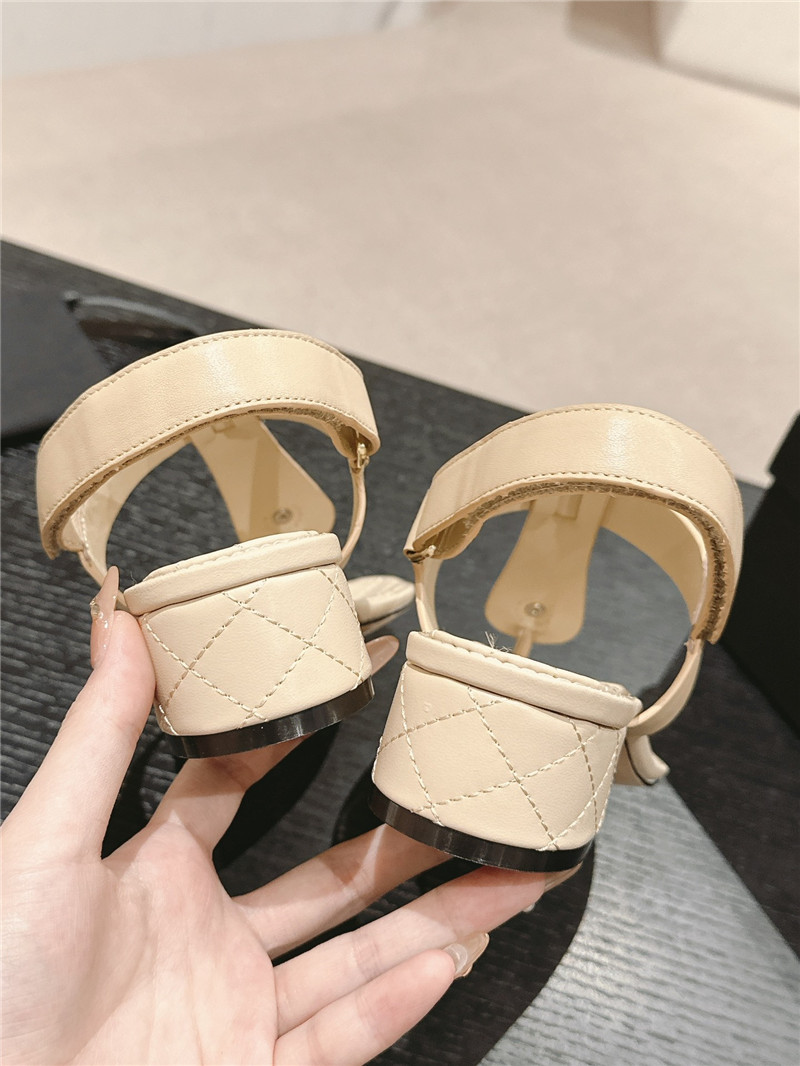 lambskin pearl Ch**el logo sandals beige