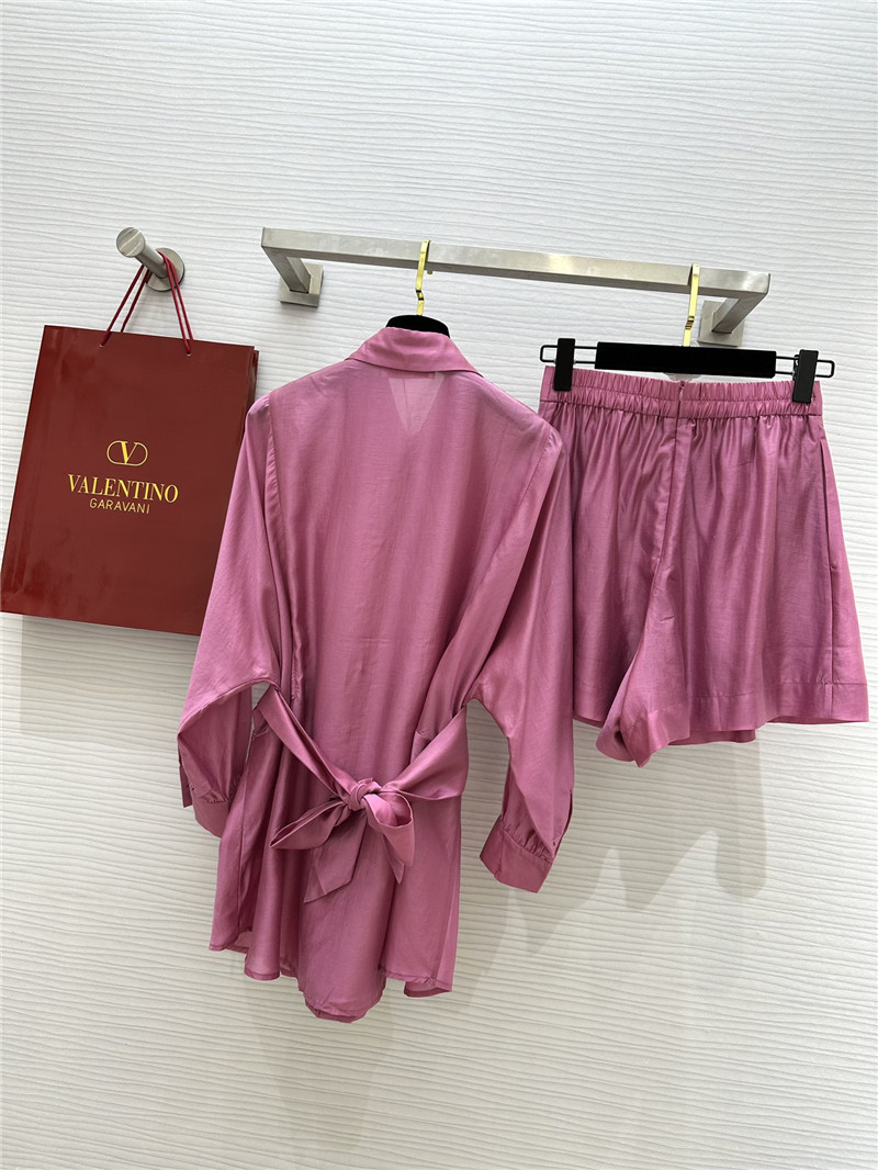 Va1e*ntin0 tie shirt + shorts set replicas clothes