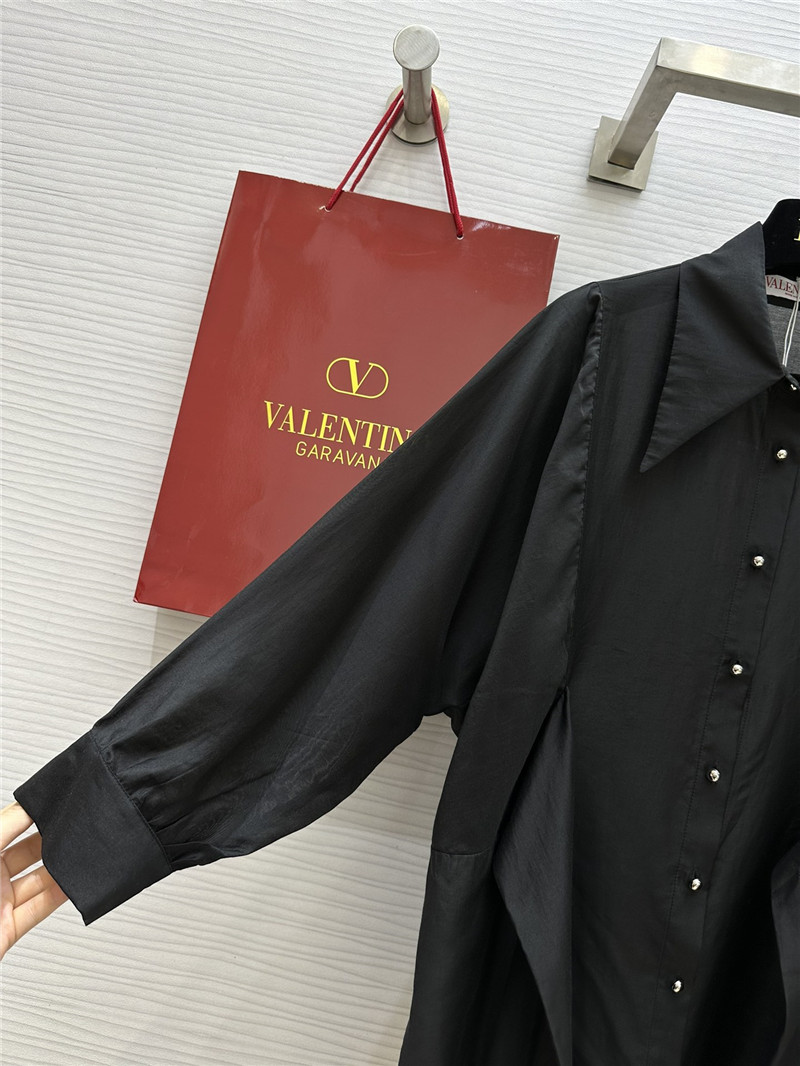 Va1e*ntin0 tie shirt + shorts set replicas clothes