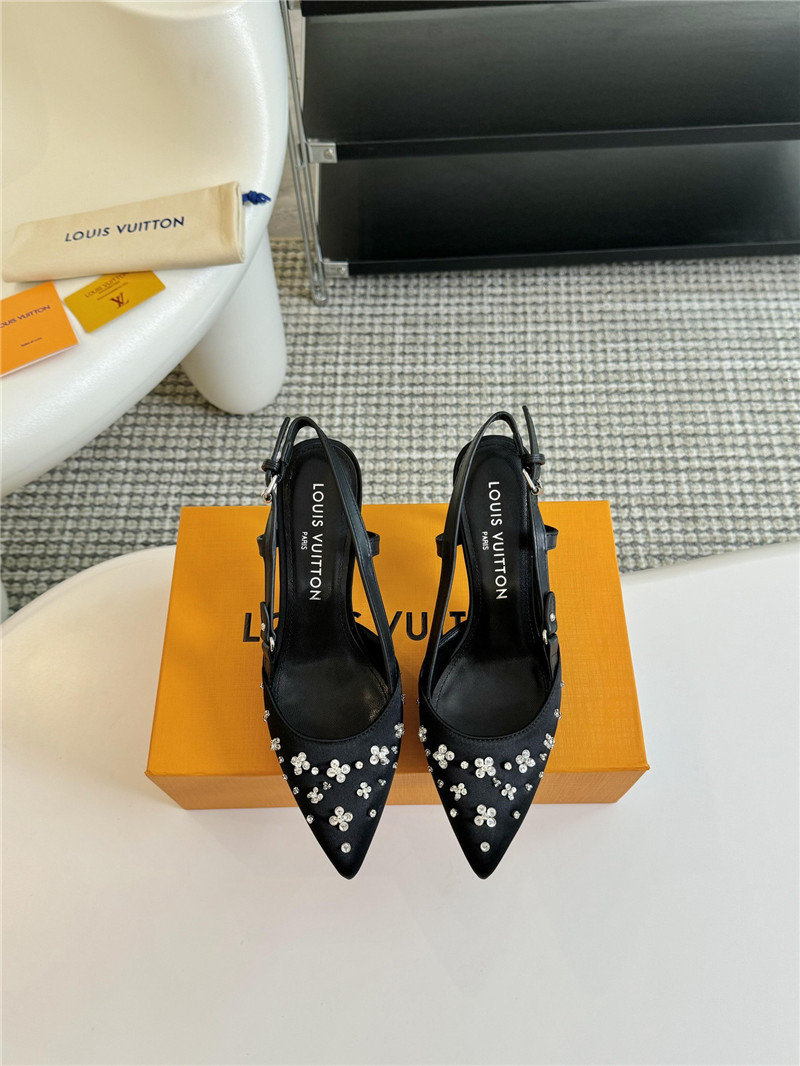 l0vis Vvtt0n crystals slingback women’s pumps in black