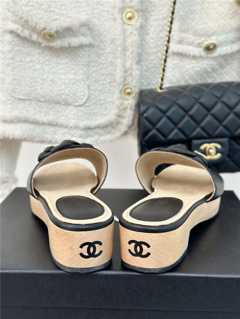 Ch**el platform camellia women’s slippers black