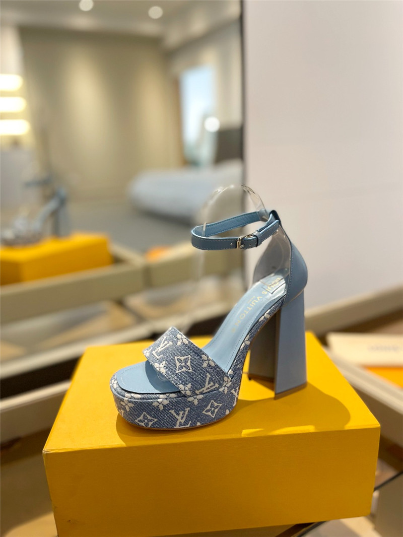 l0vis Vvtt0n monogram jacquard denim platform sandals beige