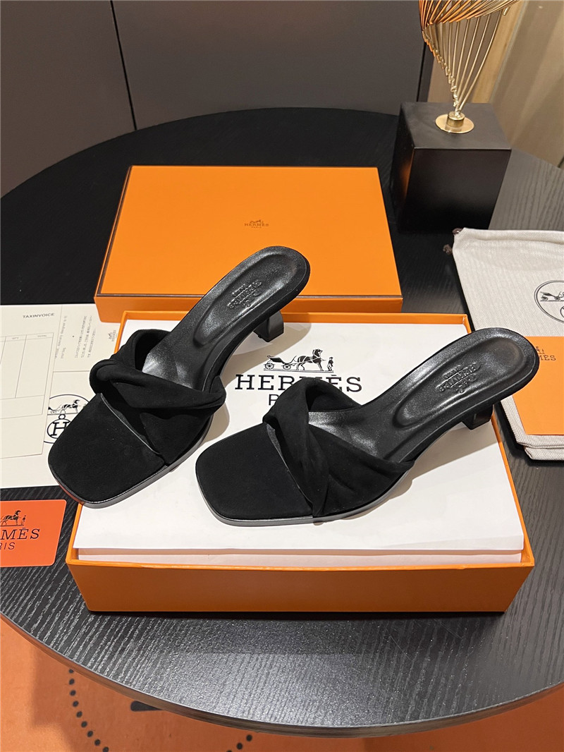 H**me5 black suede giny 55 sandals