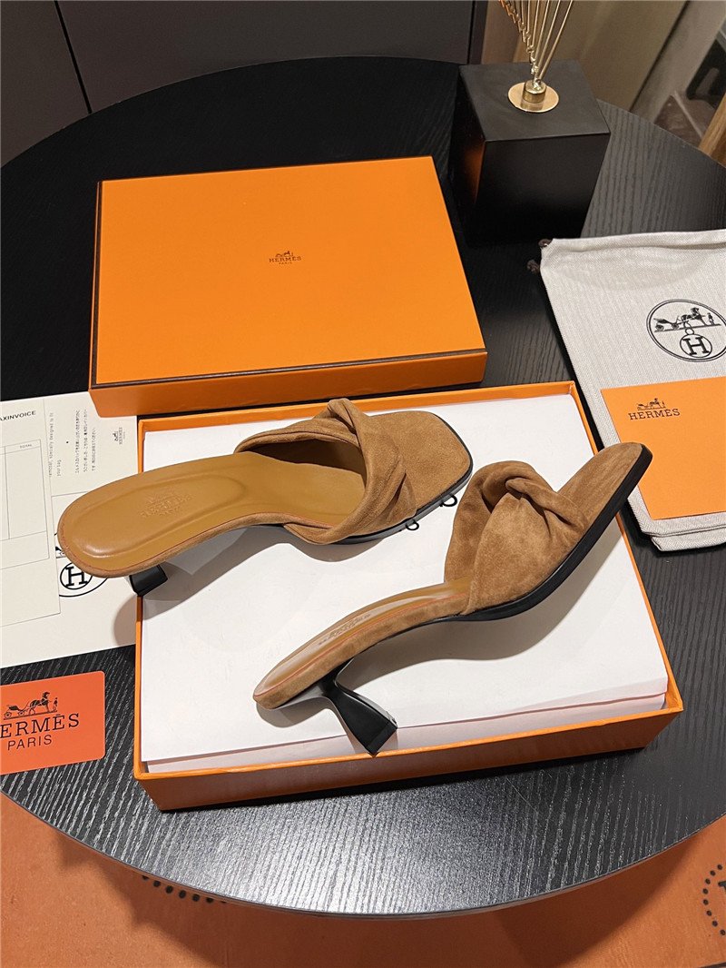 H**me5 suede goatskin giny 55 sandals