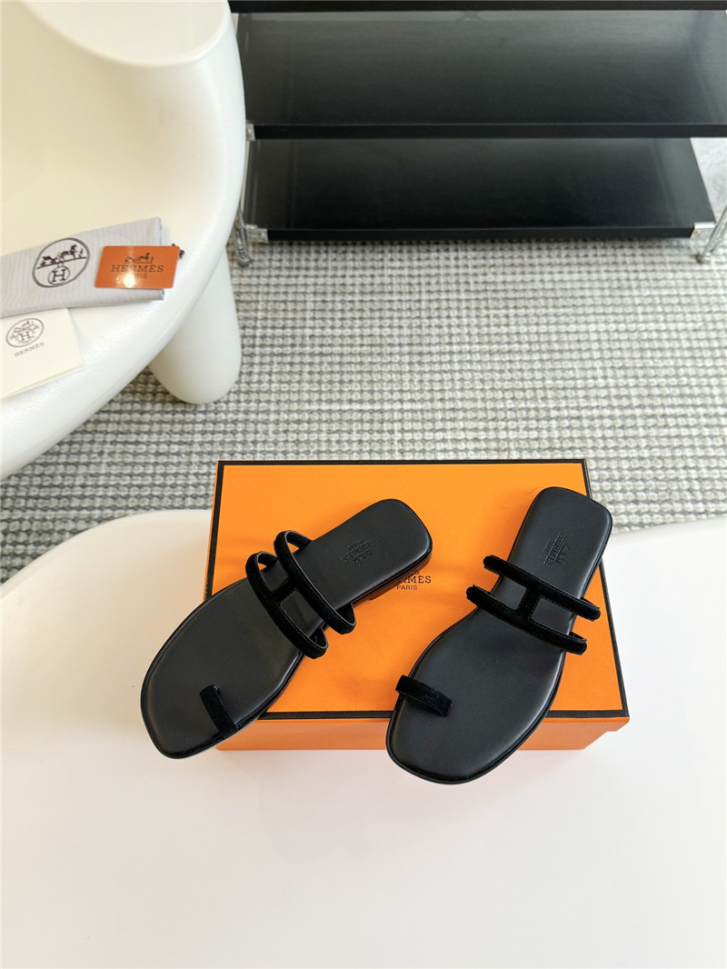 H**me5 black suede georgia sandal
