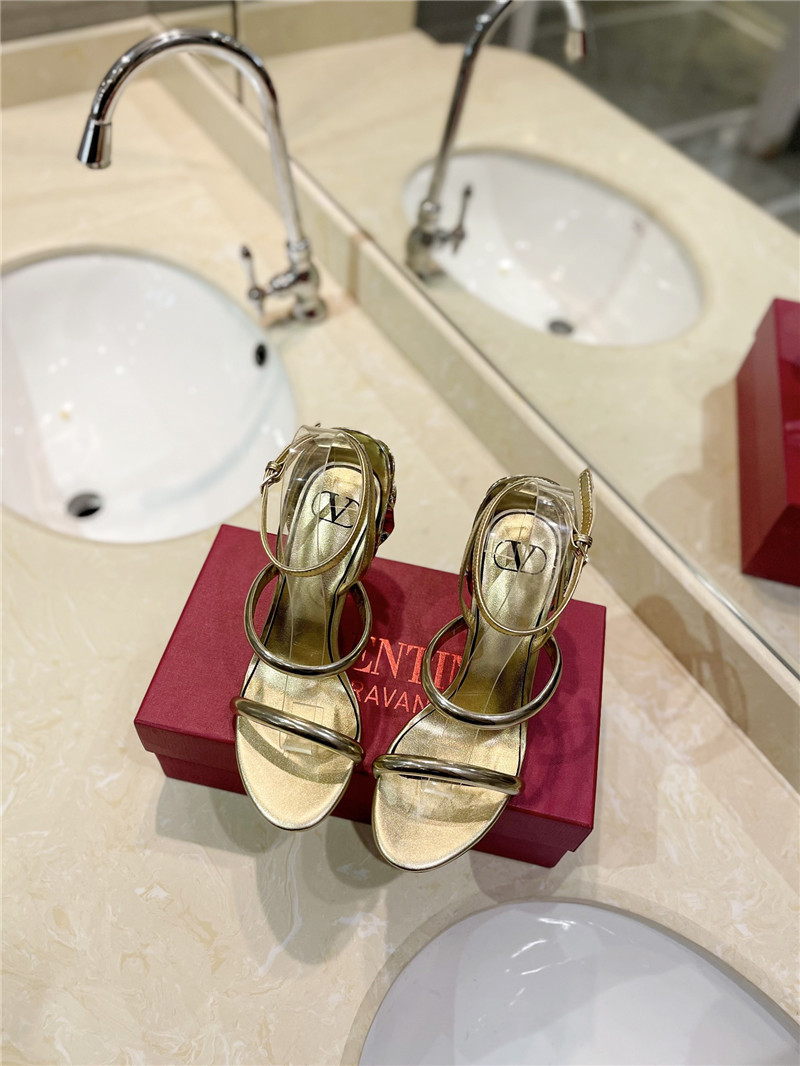 Va1e*ntin0 women’s gold heel sandals