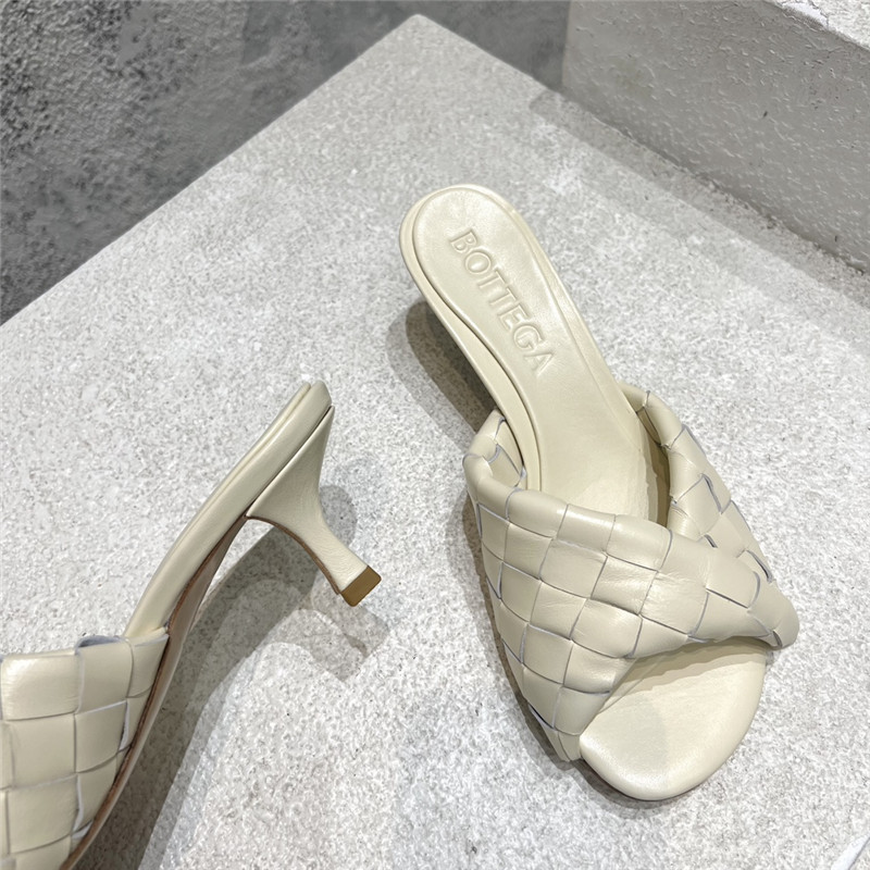 b0tt*ga Ven*ta blink twisted intrecciato leather mules