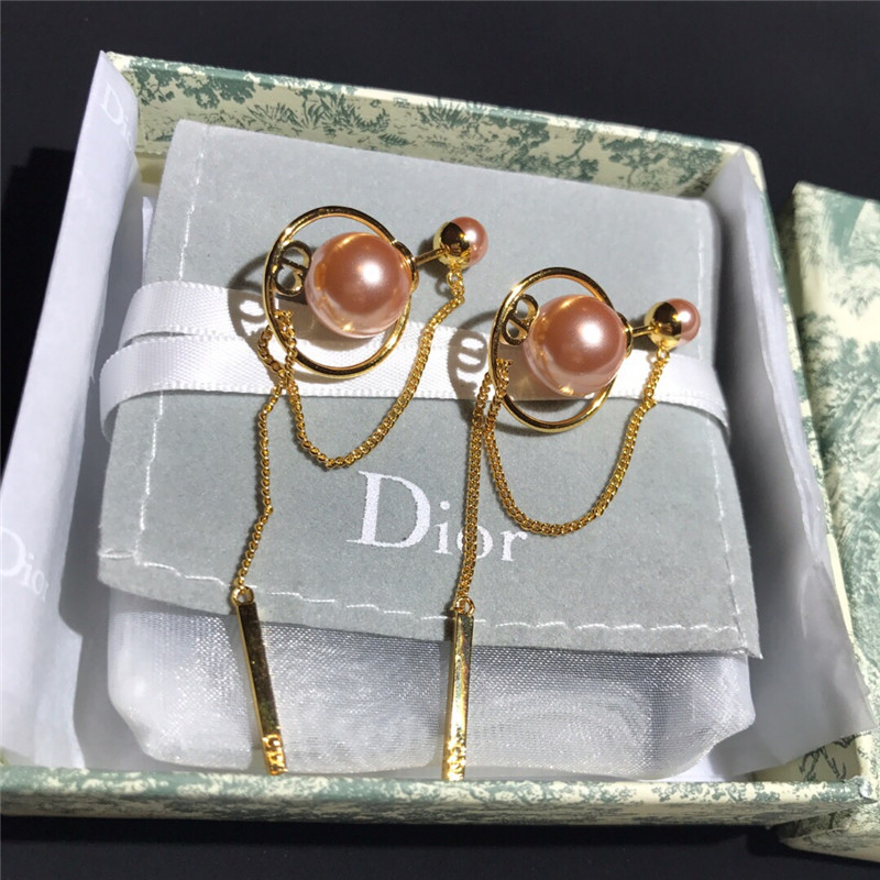 D10r new earrings