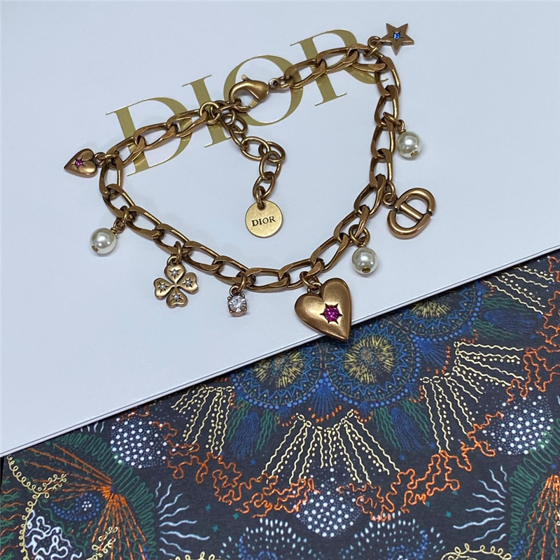 D10r vintage multi-accessory bracelet