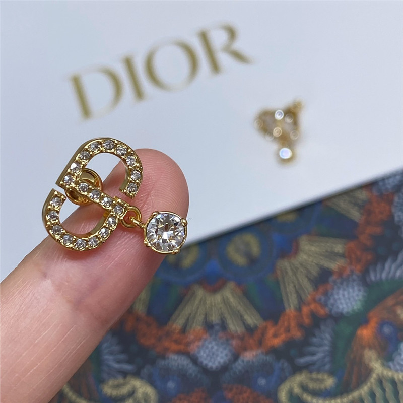 D10r new cd earrings