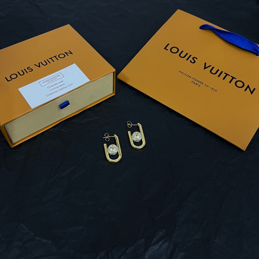 l0vis Vvtt0n lv new earrings