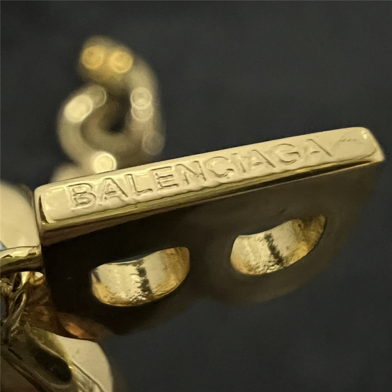 Ba1en*iaga new earrings