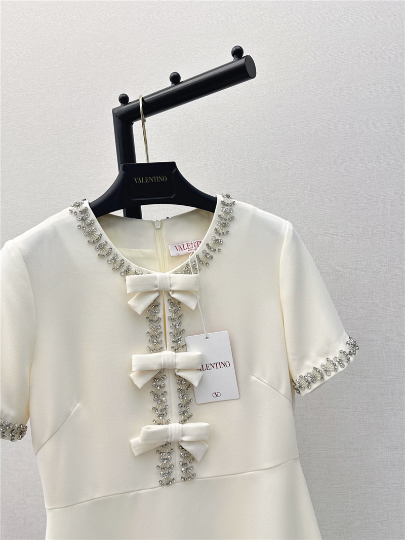 Va1e*ntin0 beaded dress replica clothing sites