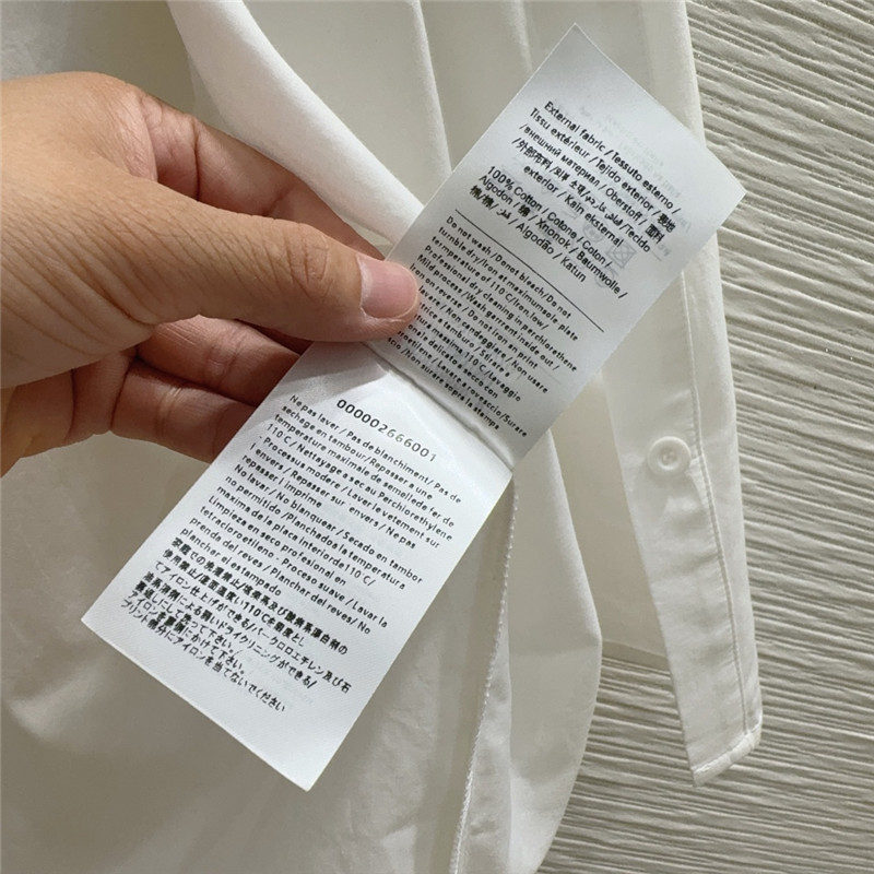 Va1e*ntin0 white hollow embroidered shirt set