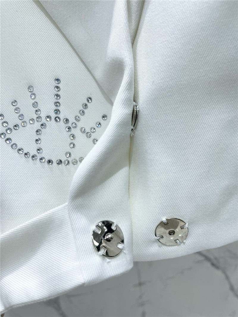 y51 hot D1am0nd suit replica clothing sites