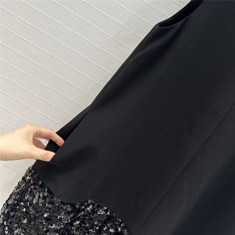 Va1e*ntin0 heavy luxury dress replicas clothes
