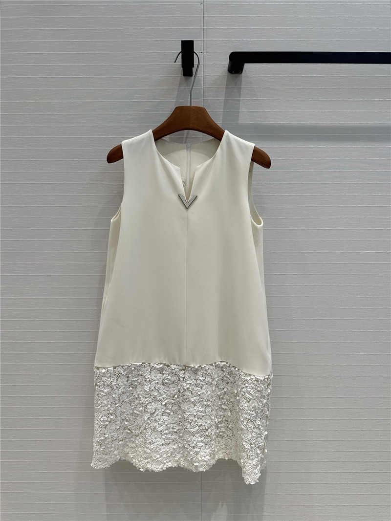 Va1e*ntin0 heavy luxury dress replicas clothes