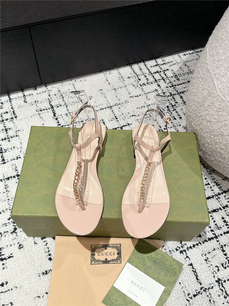 Gvc*1 signoria thong sandal nude patent leather