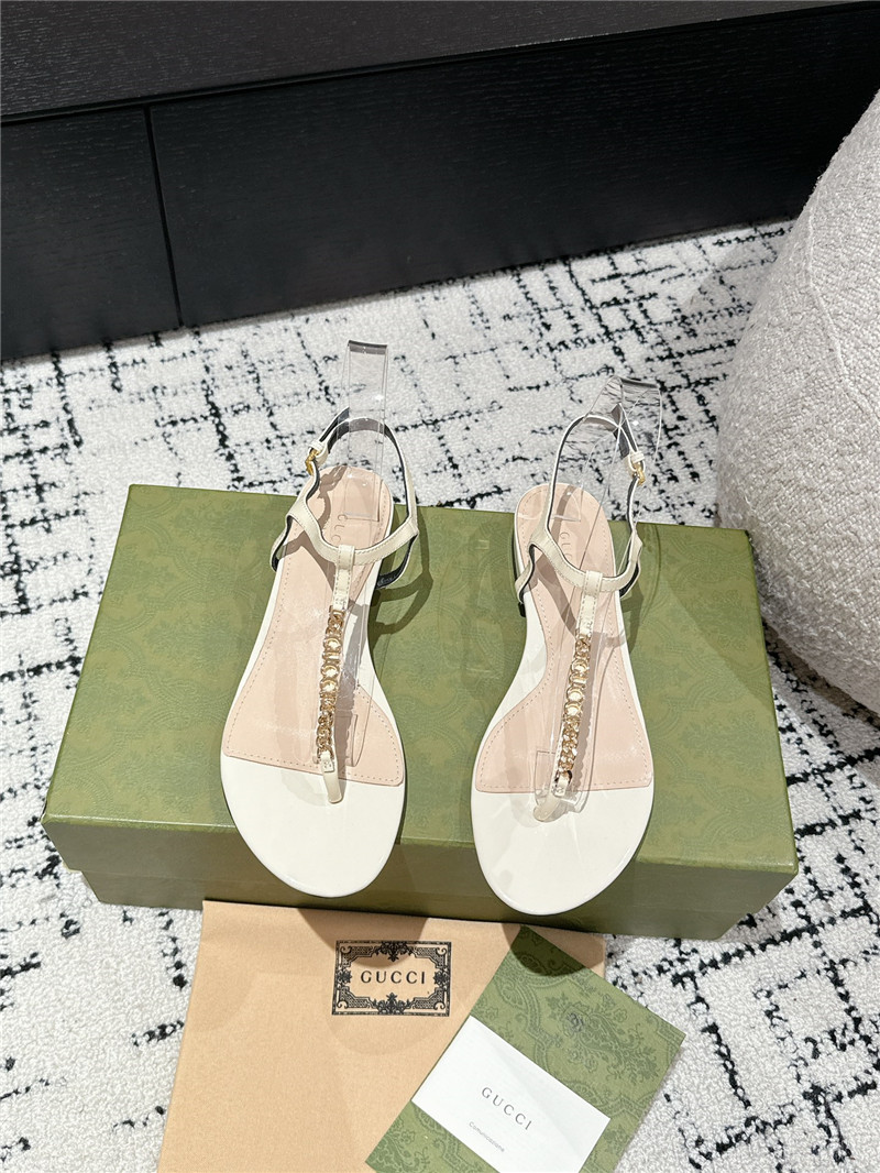 Gvc*1 signoria thong sandal ivory patent leather