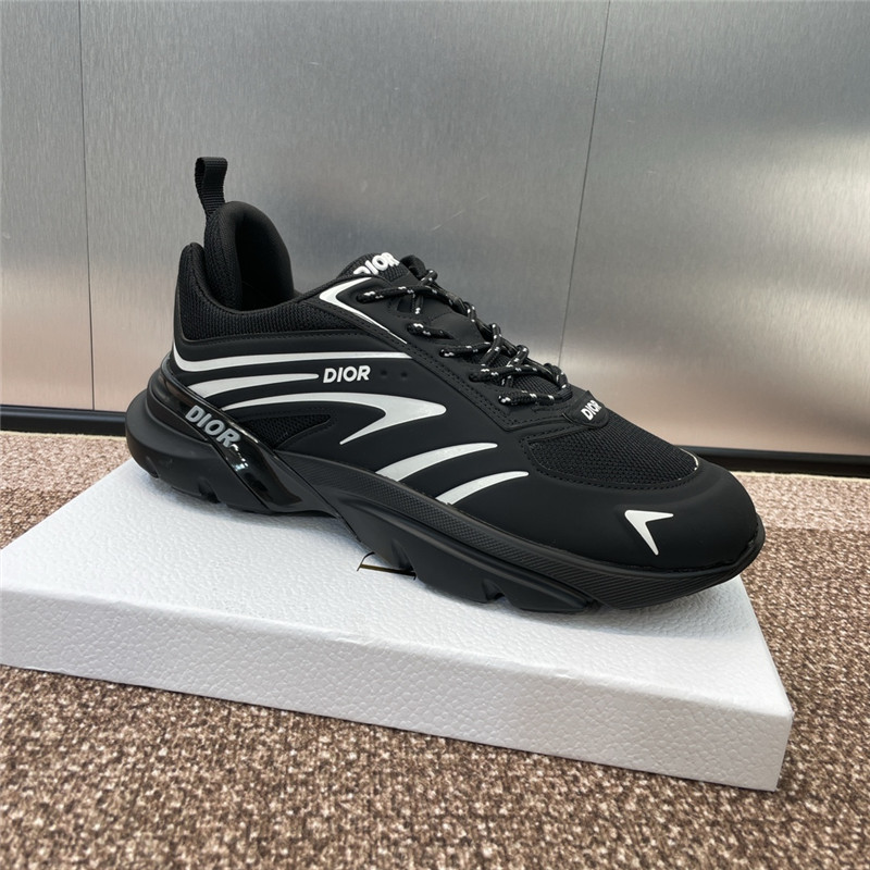 D10r b22 sneakers in black