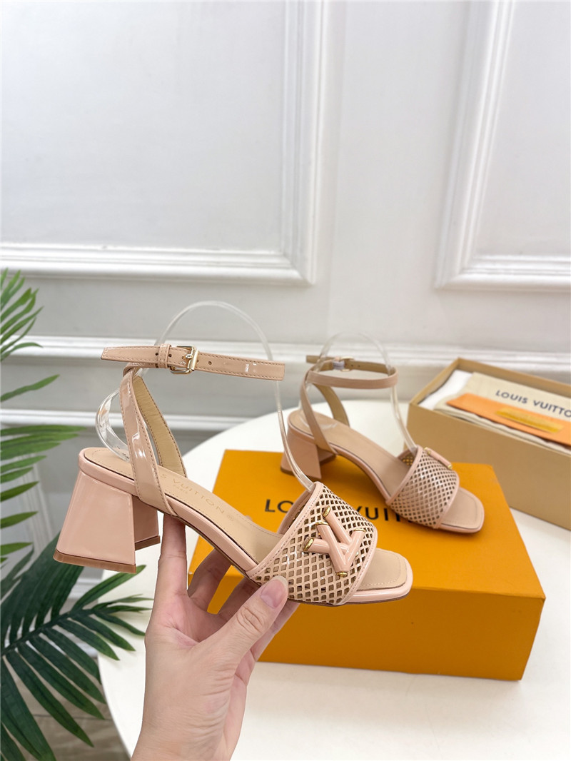 l0vis Vvtt0n shake sandal in beige perforated calf leather