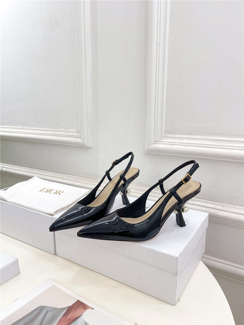 D10r tribales slingback pump black patent calfskin