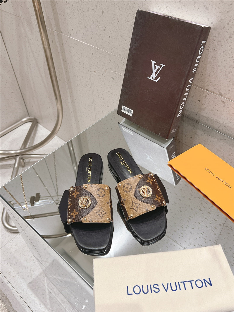 l0vis Vvtt0n lv frame flat mule cacao
