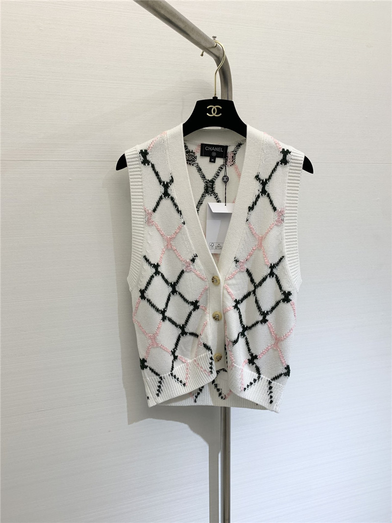Ch**el knitted   collar vest replica d&g clothing