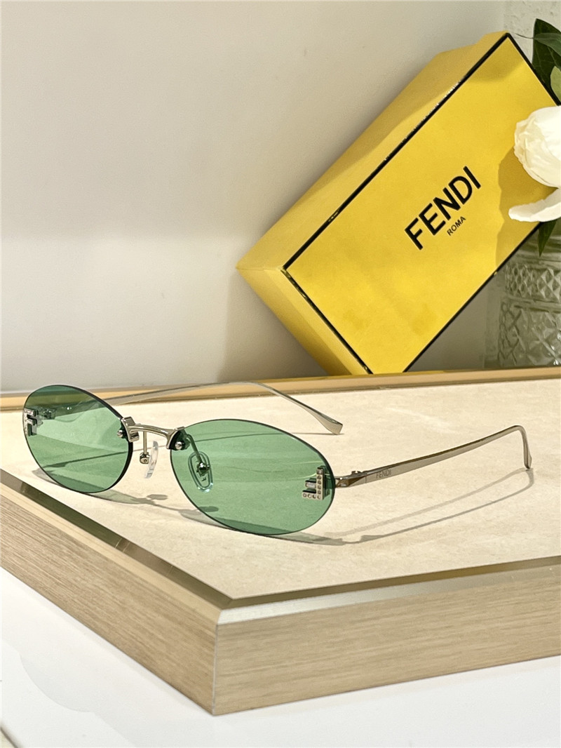 f**di oval D1am0nd logo sunglasses