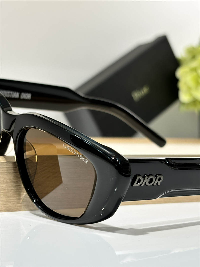 D10r square sunglasses
