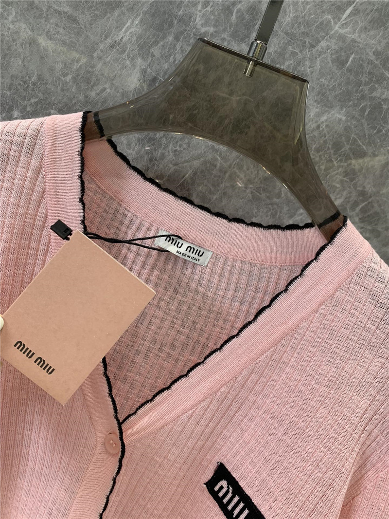 Miu Miu Logo V-Neck Cardigan in Pink