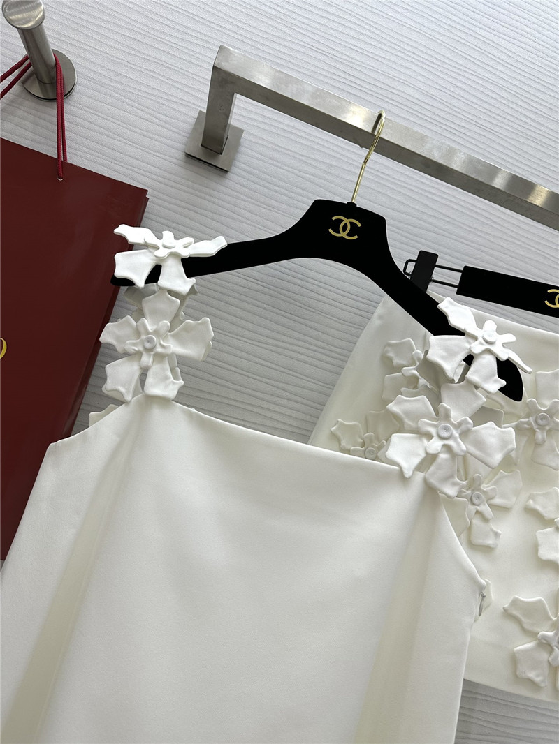Va1e*ntin0 three-dimensional pile flower suit replica d&g clothing
