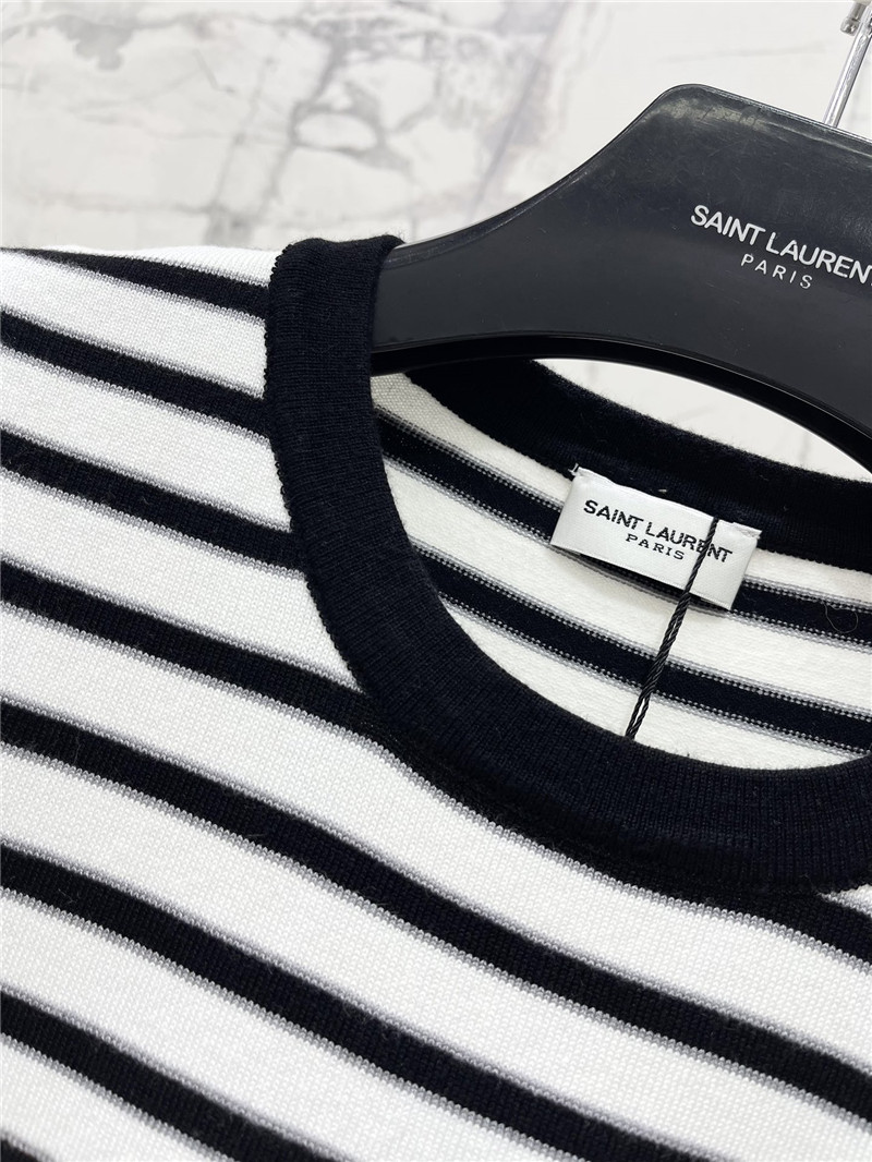 Y51 round neck classic striped knitted short sleeves replica clothes