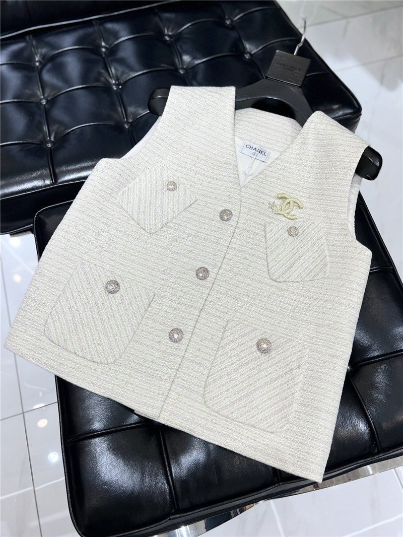 Ch**el tweed vest replica d&g clothing