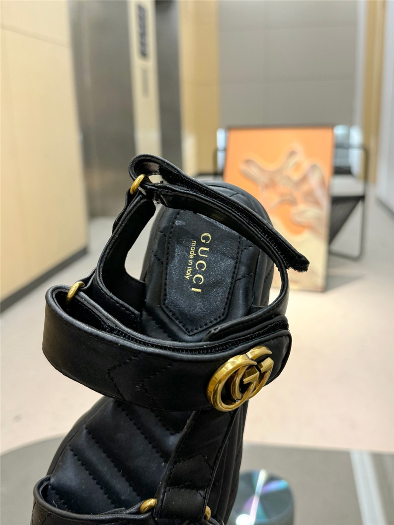 Gvc*1 double g strappy house sandals in black quilted leather