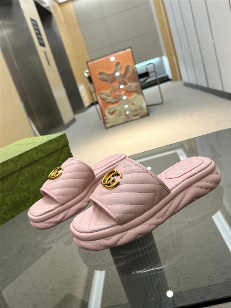 Gvc*1 gg marmont pink quilted leather slide sandals