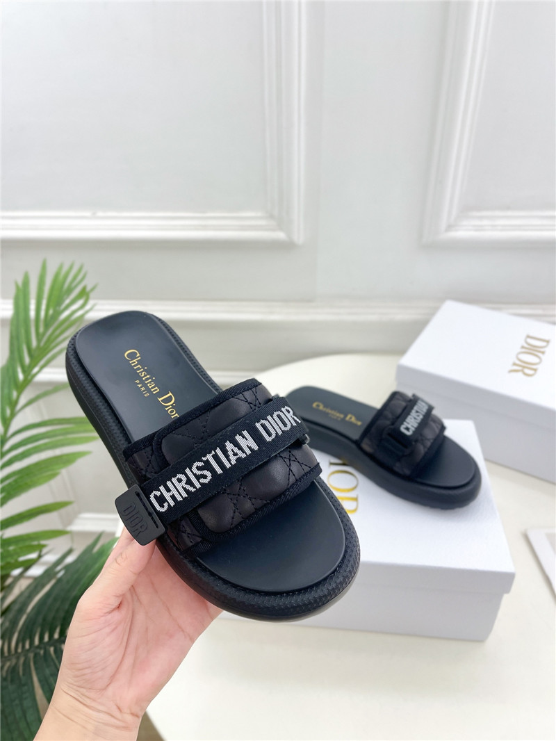 Dio(r)evolution Slide Glitter Tech Black Quilted Leather