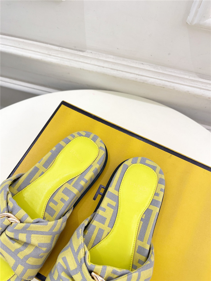 F**di feel grey & yellow ff jacquard slides