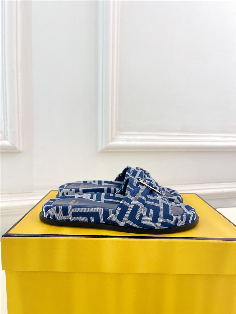 F**di feel blue ff jacquard slides