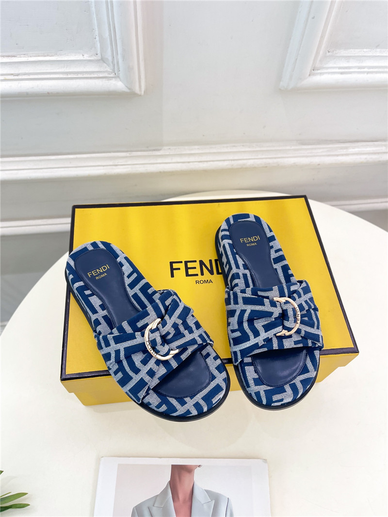 F**di feel blue ff jacquard slides